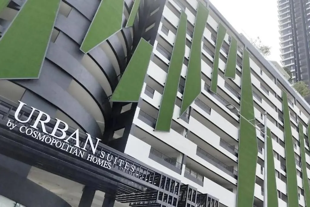 Holiday home Urban Seaview With Infinity Pool, Luxury Modern Stylish 7Pax 3Bedroom 3Queen Jelutong