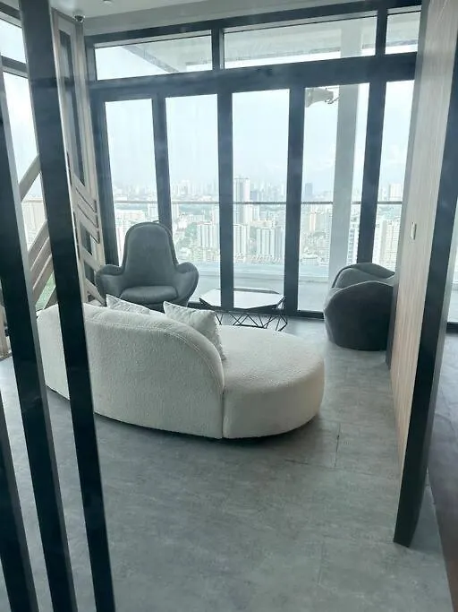 Urban Seaview With Infinity Pool, Luxury Modern Stylish 7Pax 3Bedroom 3Queen Jelutong